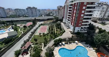 Apartamento 3 habitaciones con ascensor, con la piscina, con Internet en Alanya, Turquía