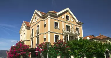Hotel 500 m² w Tivat, Czarnogóra