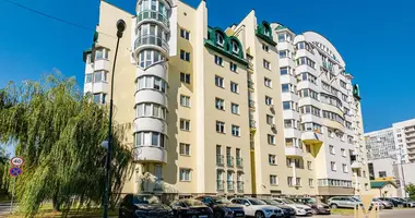 Oficina 95 m² en Minsk, Bielorrusia