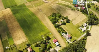 Участок земли в Lesieniec, Польша