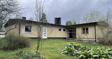 Dom w Kiuruvesi, Finlandia