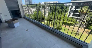 4 room apartment in Tel Aviv-Yafo, Israel