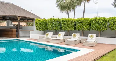 Maison 5 chambres dans San Pedro Alcantara, Espagne