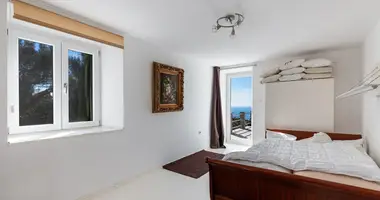 Wohnung 3 Schlafzimmer in Budva, Montenegro