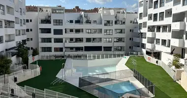 Apartamento 3 habitaciones en Estepona, Španjolska