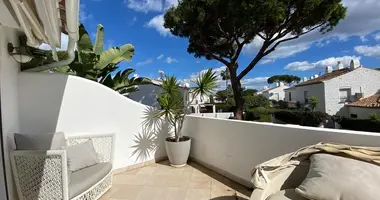 3 bedroom apartment in Bel Air, Spain