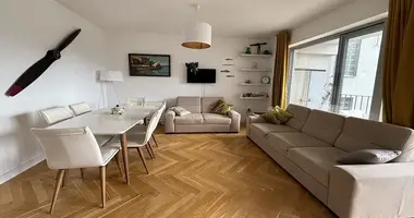 Apartamento 3 habitaciones en Dobrota, Montenegro