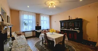 Mieszkanie 3 pokoi w Łódź, Polska