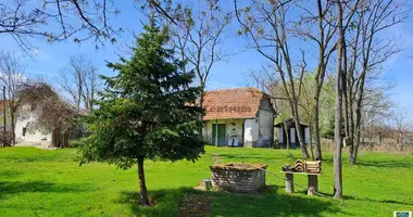 Grundstück in Toertel, Ungarn