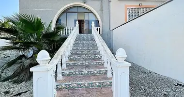 Villa  con Amueblado, con Aire acondicionado, con Terraza en Los Balcones, España