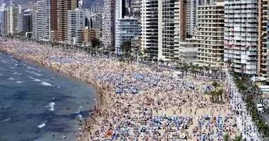 Hotel 1 085 m² in Benidorm, Spanien