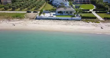 Villa in Kryopigi, Griechenland