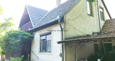 8 room house in Csurgo, Hungary