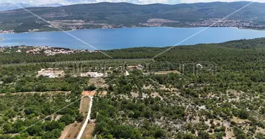 Grundstück in Opcina Novigrad, Kroatien
