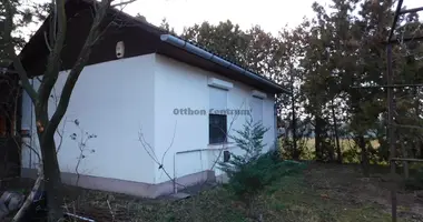 2 room house in Tapioszele, Hungary