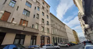 Mieszkanie 4 pokoi w Budapeszt, Węgry
