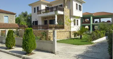 Dom wolnostojący 4 pokoi w Koropi, Grecja