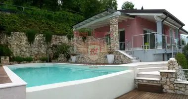 Villa 4 Zimmer in Albisano, Italien