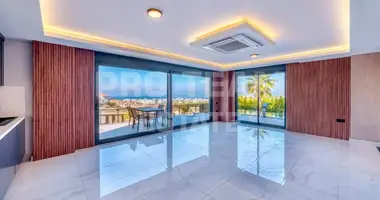Wohnung 5 zimmer in Kargıcak, Türkei