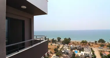 2 bedroom apartment in Mezitli, Turkey