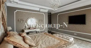 4 room apartment in Odessa, Ukraine