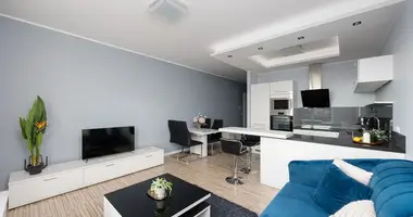 Квартира 2 комнаты в Варшава, Польша