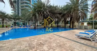 2 room apartment with Parking, with Air conditioner, with Balcony / loggia in Dubai, UAE