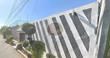 Casa 3 habitaciones en Nezahualcóyotl, México