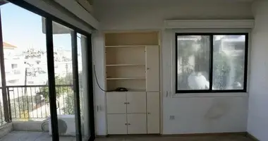 Haus 4 Schlafzimmer in Nikosia, Cyprus