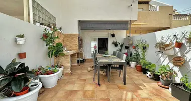 2 bedroom house in Torrevieja, Spain