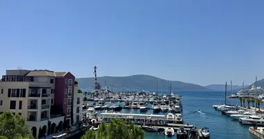 4 bedroom apartment in Tivat, Montenegro