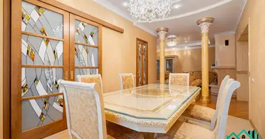 5 room apartment in Minsk, Belarus