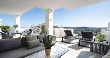 Wohnung 3 Schlafzimmer in San Pedro Alcantara, Spanien