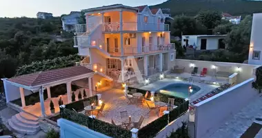 7-Schlafzimmer-Villa mit Parkplatz, mit Möbliert, mit Klimaanlage in Montenegro