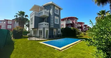 Villa 5 habitaciones en Serik, Turquía