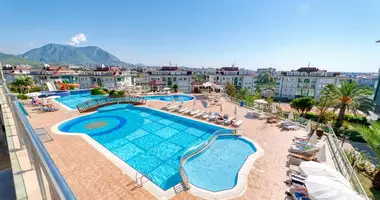 Penthouse 6 rooms with parking, with Swimming pool, with Video surveillance in Alanya, Turkey