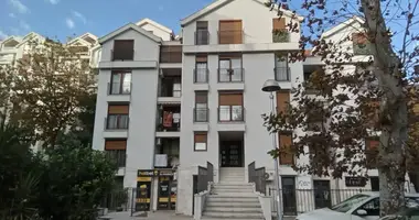 Mieszkanie 4 pokoi w Tivat, Czarnogóra