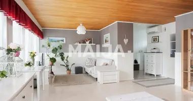 4 bedroom house in Jyväskylä sub-region, Finland