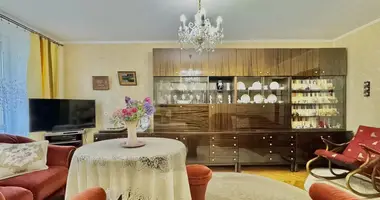 Apartamento 3 habitaciones en Minsk, Bielorrusia