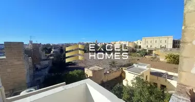 Szeregowiec w Fontana, Malta