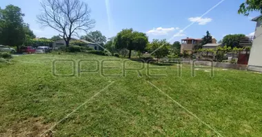 Plot of land in Svetvincenat, Croatia