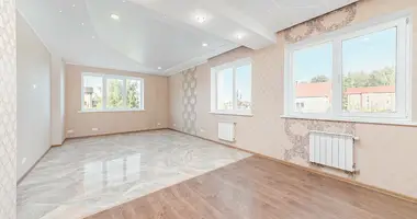 5 room apartment with double glazed windows, with metallicheskaya dver in Minsk, Belarus