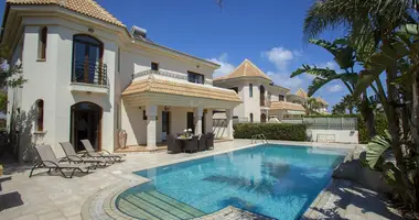 Villa 4 chambres dans Agía Nápa, Chypre