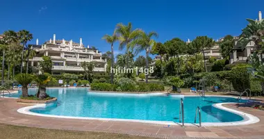 4 bedroom apartment in Benahavis, Spain