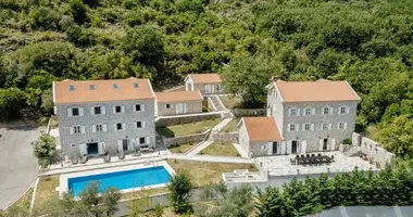 Villa 20 habitaciones en Prcanj, Montenegro