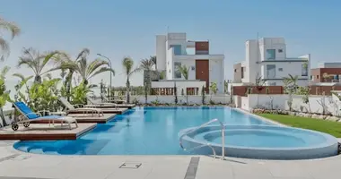 Villa 5 chambres avec Vue sur la mer, avec Piscine, avec Première côte dans Agia Napa, Bases souveraines britanniques