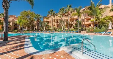 Wohnung 2 Schlafzimmer in San Pedro Alcantara, Spanien