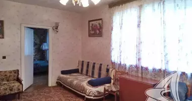 Apartamento 3 habitaciones en Mokrany, Bielorrusia