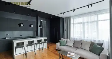 Apartamento 3 habitaciones en Minsk, Bielorrusia