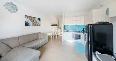 2 bedroom apartment in Sirmione, Italy